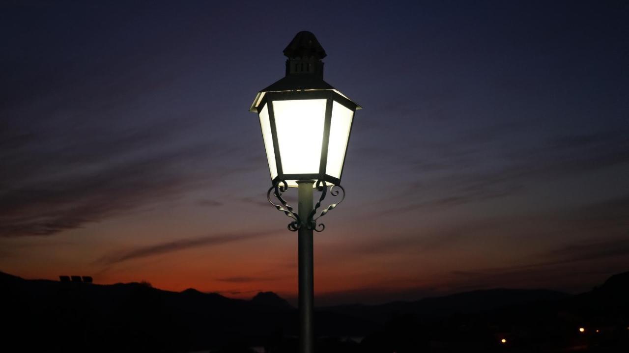 Caserio de Iznájar Esterno foto